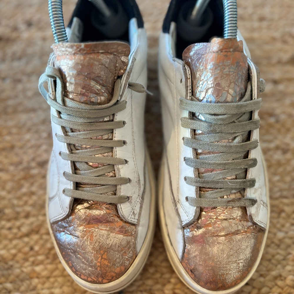 P448 John Low Top Sneaker—Rose Gold Well loved size 40 (9)